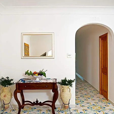 La Borragine Bed & Breakfast 4*