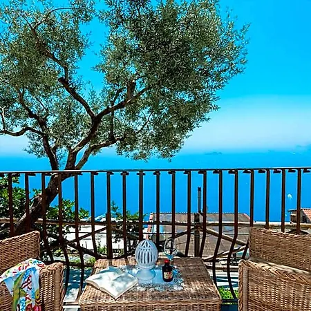 Bed & Breakfast La Borragine Positano