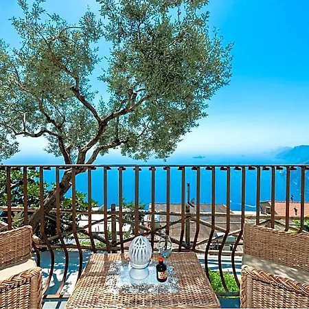 La Borragine Bed & Breakfast 4*