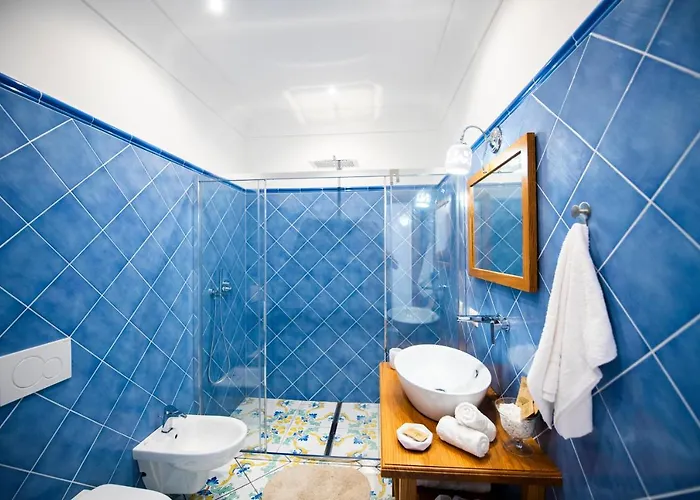 La Borragine לינה וארוחת בוקר 4*