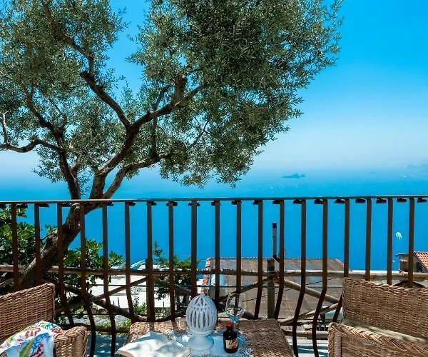 La Borragine לינה וארוחת בוקר 4*